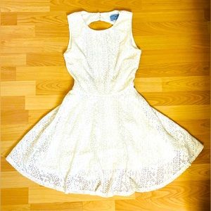 Just In Time White Summer Floral Mini dress